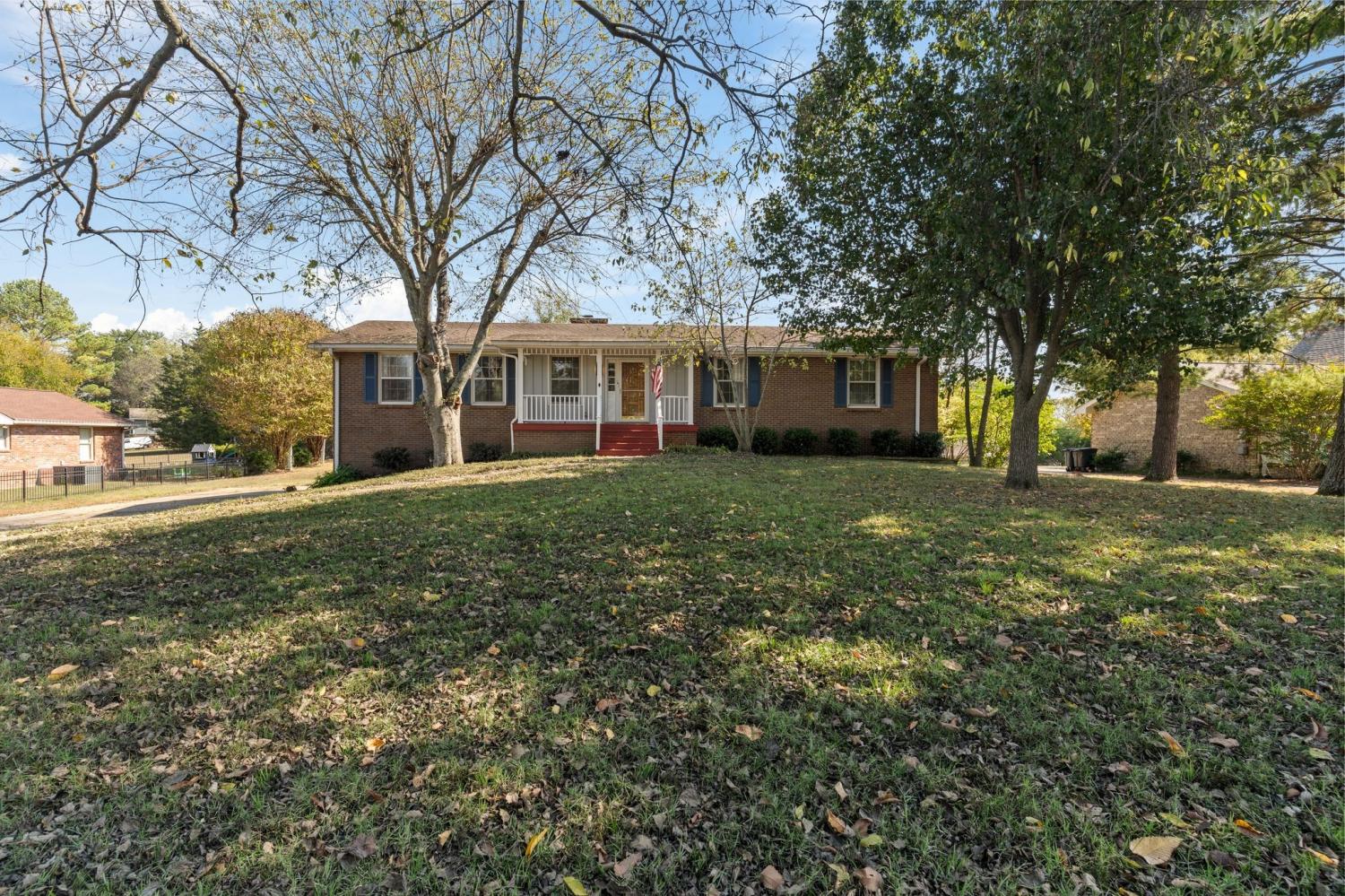 104-Meadowvue-Dr For Sale