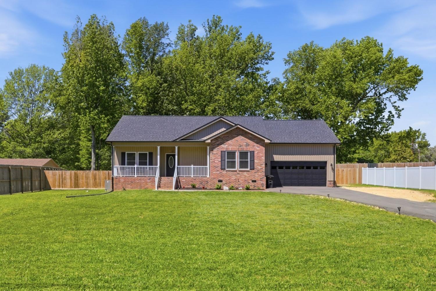 208-Avalon-Dr For Sale