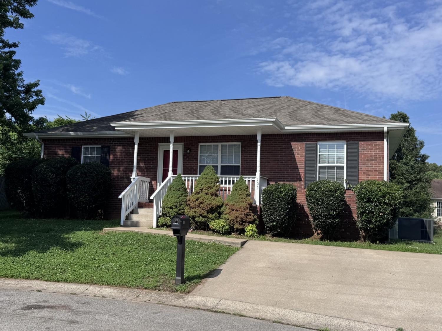 102-Eaglewood-Court For Sale