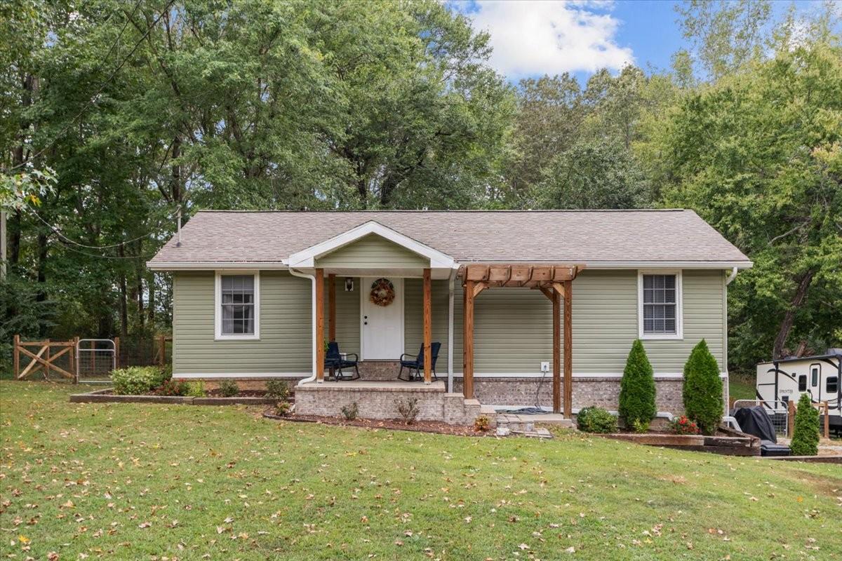 290-Rose-Ave For Sale