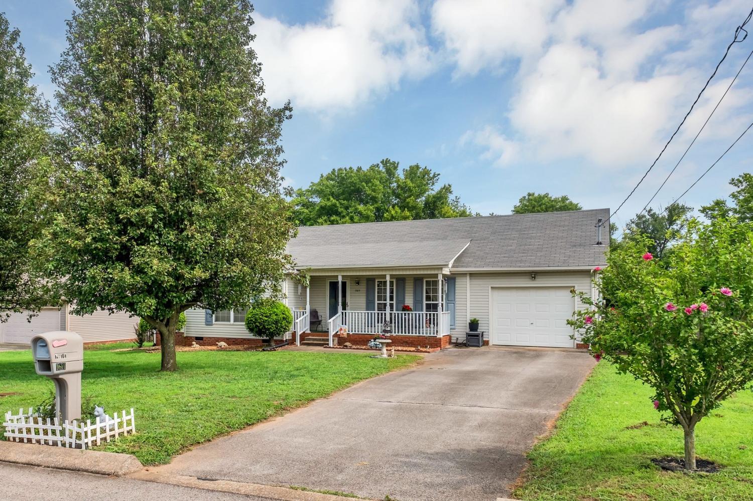 J E Woodard Elementary Property for Sale