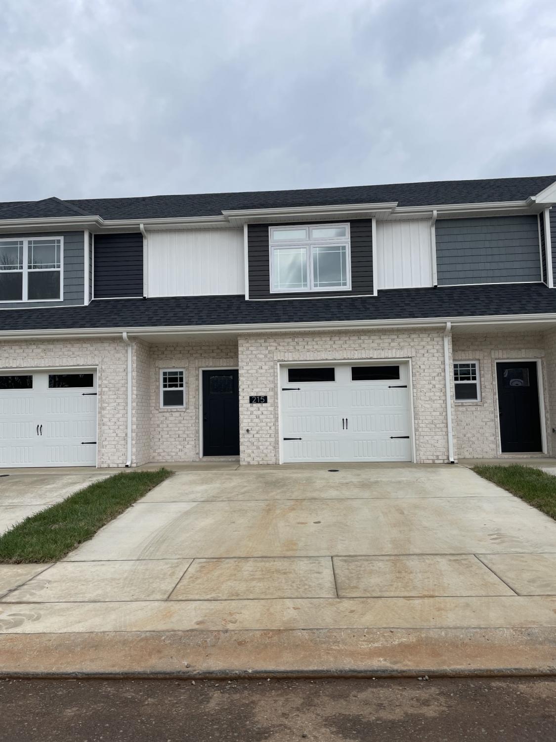 215-W-Fallow-Ct For Sale