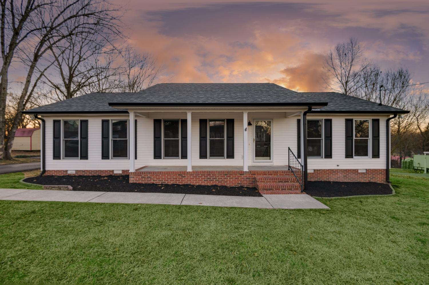 1508-Raby-Ave For Sale