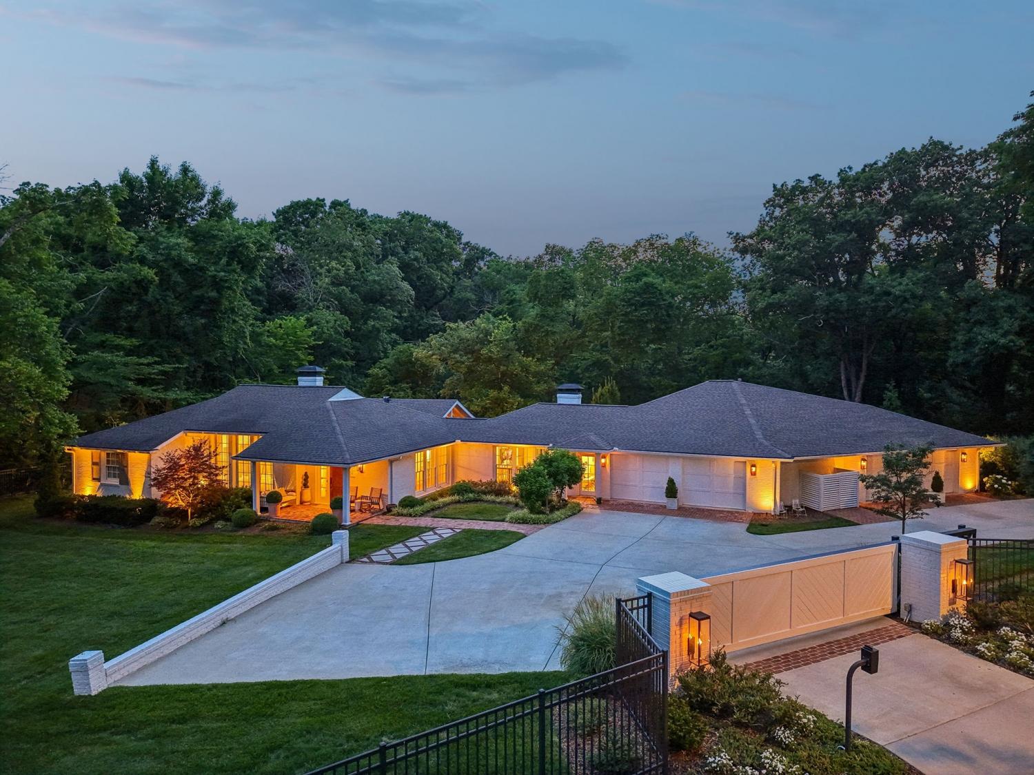 6010-Hickory-Valley-Rd For Sale