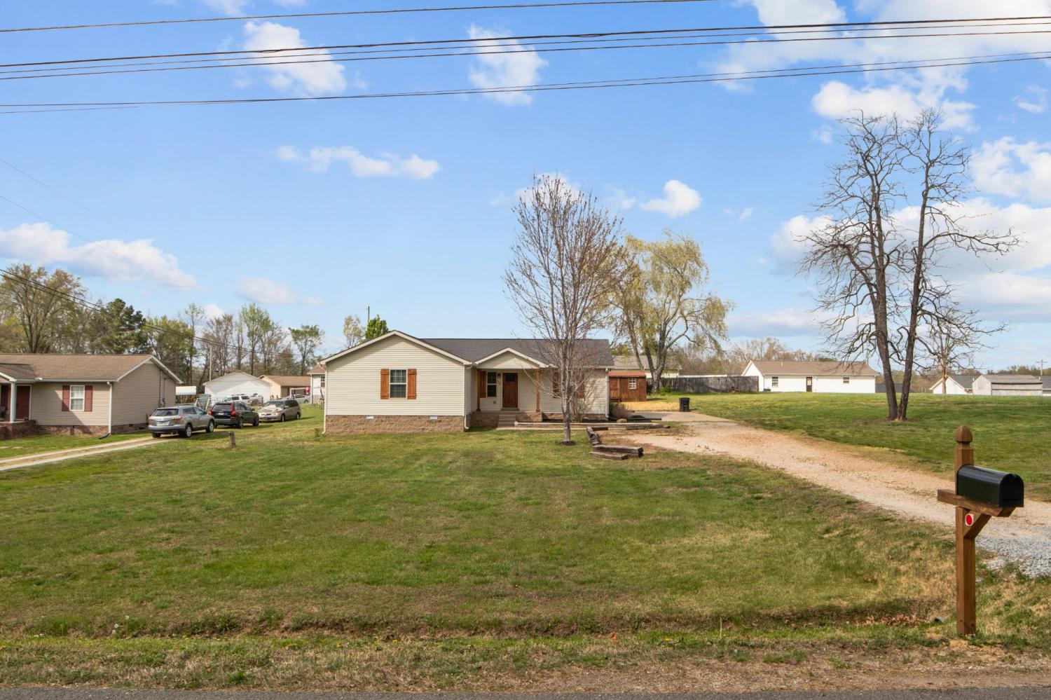 50-Foote-Ln For Sale