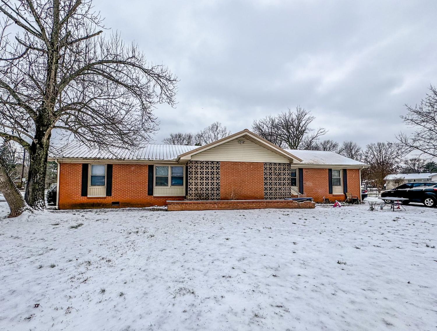 2010-Bartway-Dr For Sale