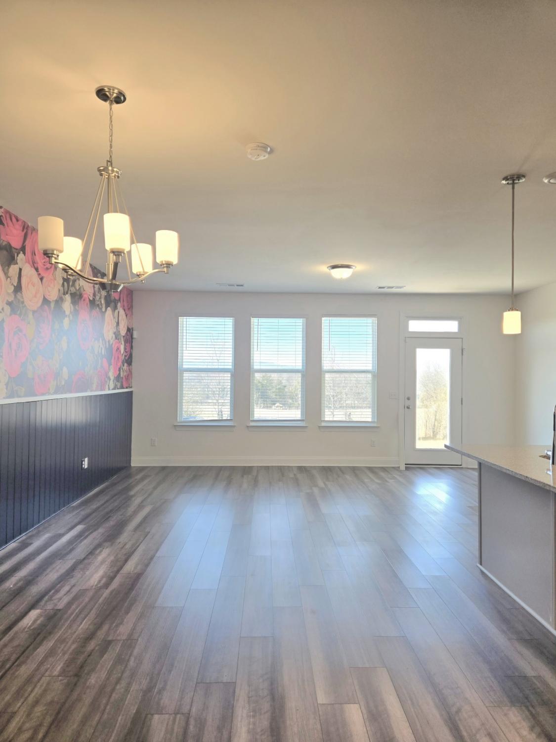 467-Deveron-Dr For Sale