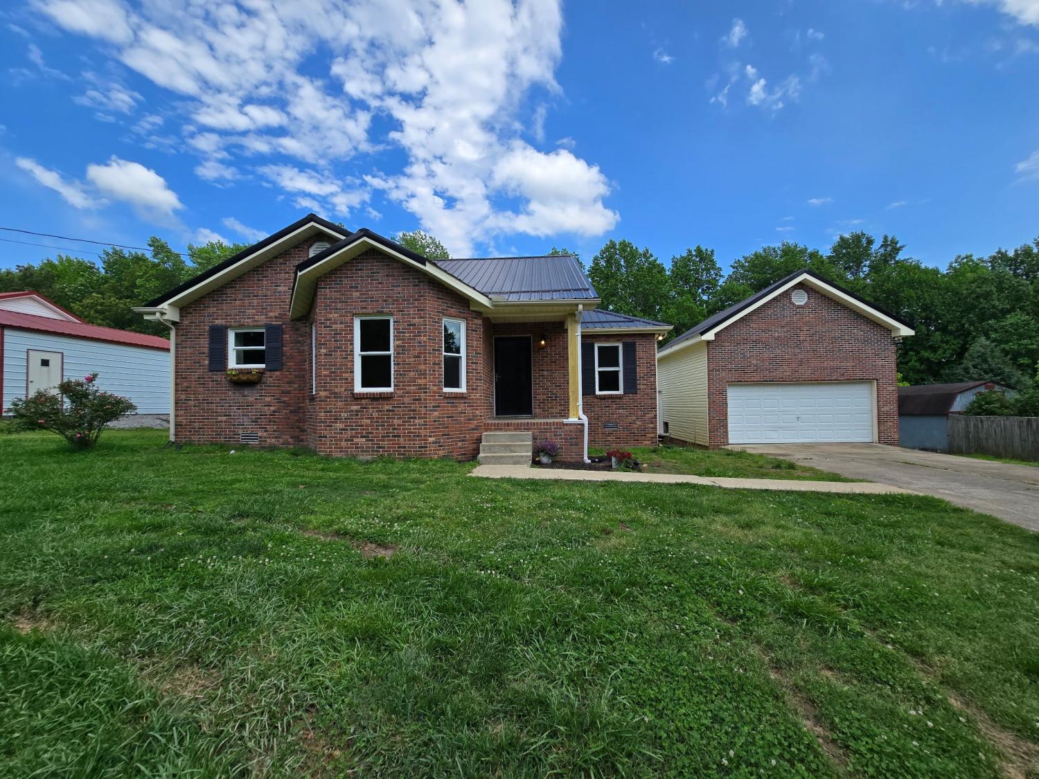 1011-Bon-Meade-Dr For Sale