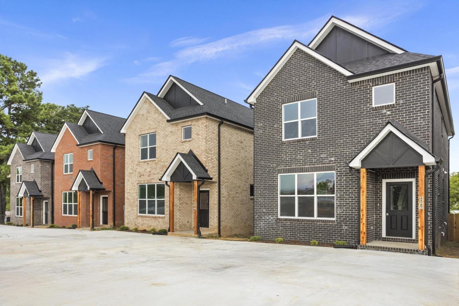 656-Chambers-St For Sale