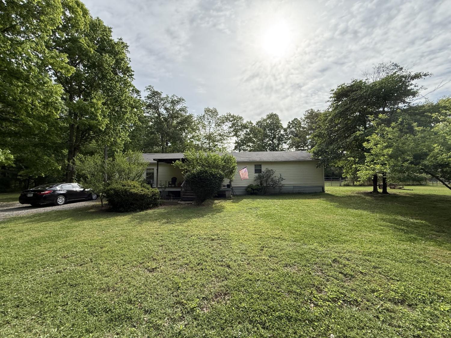 160-Oak-Dr For Sale