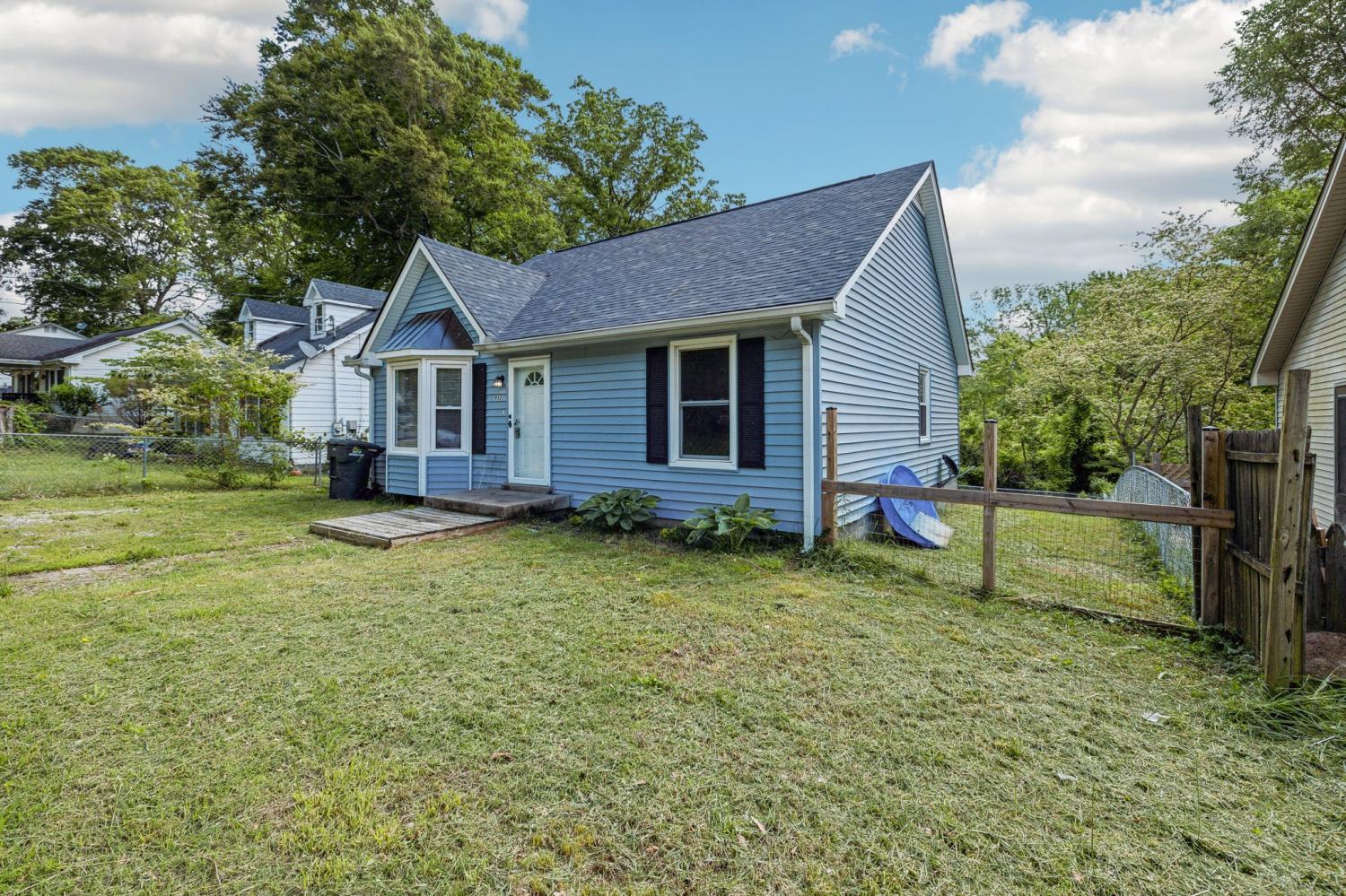 932-Circle-Dr For Sale