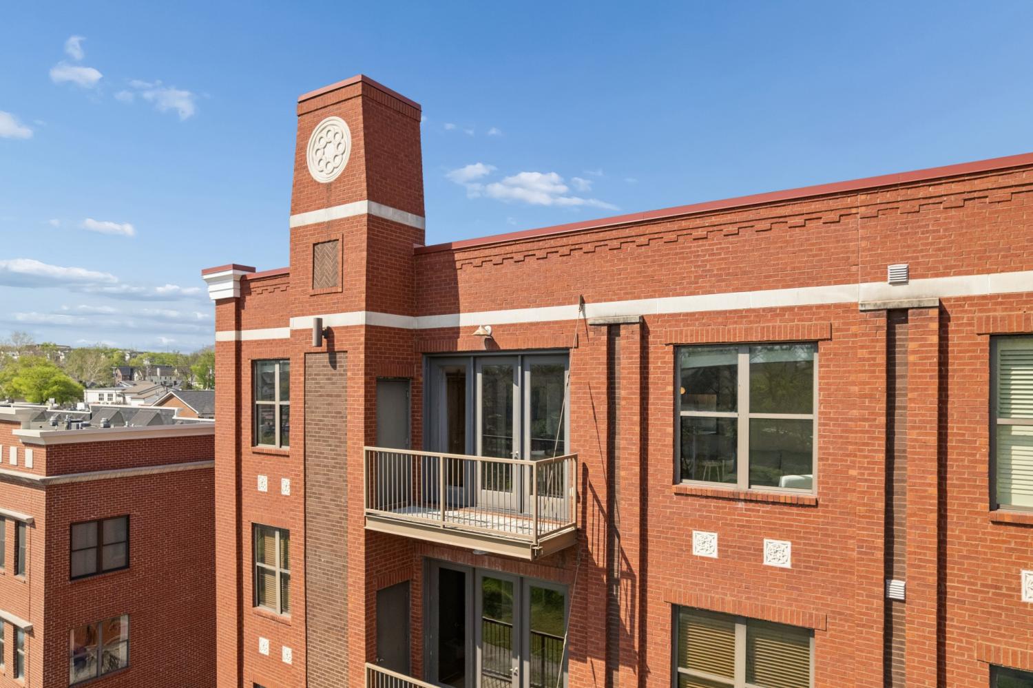 702-Wedgewood-Park For Sale