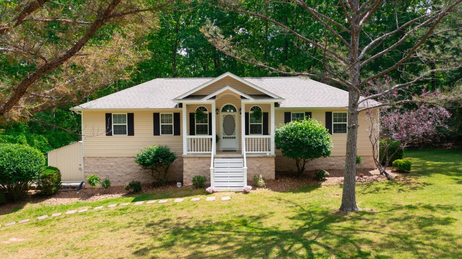 44-Rocky-Hollow-Dr For Sale