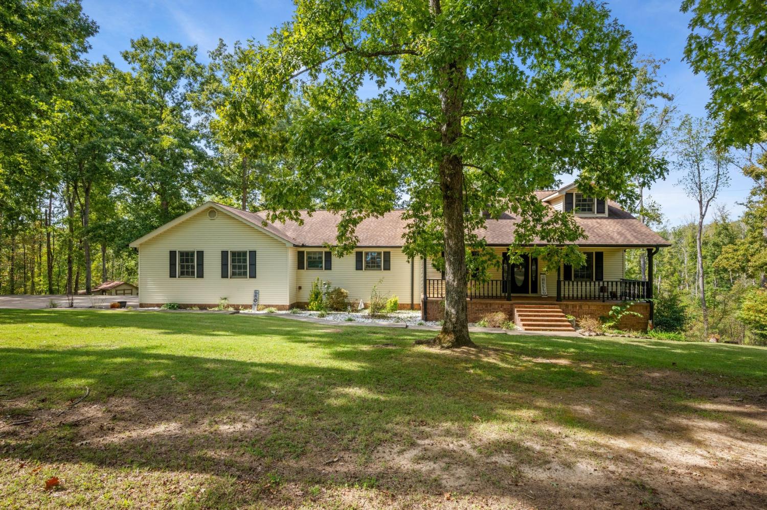 597-Gregson-Pl For Sale