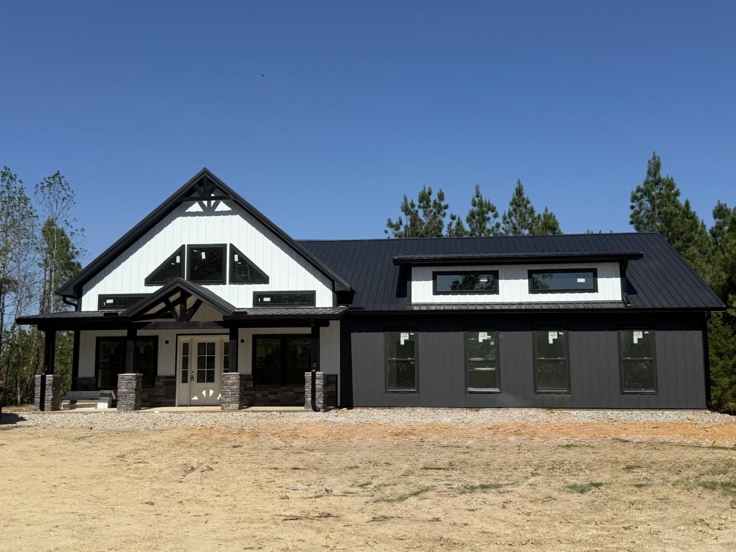 3145-Hwy-231 For Sale