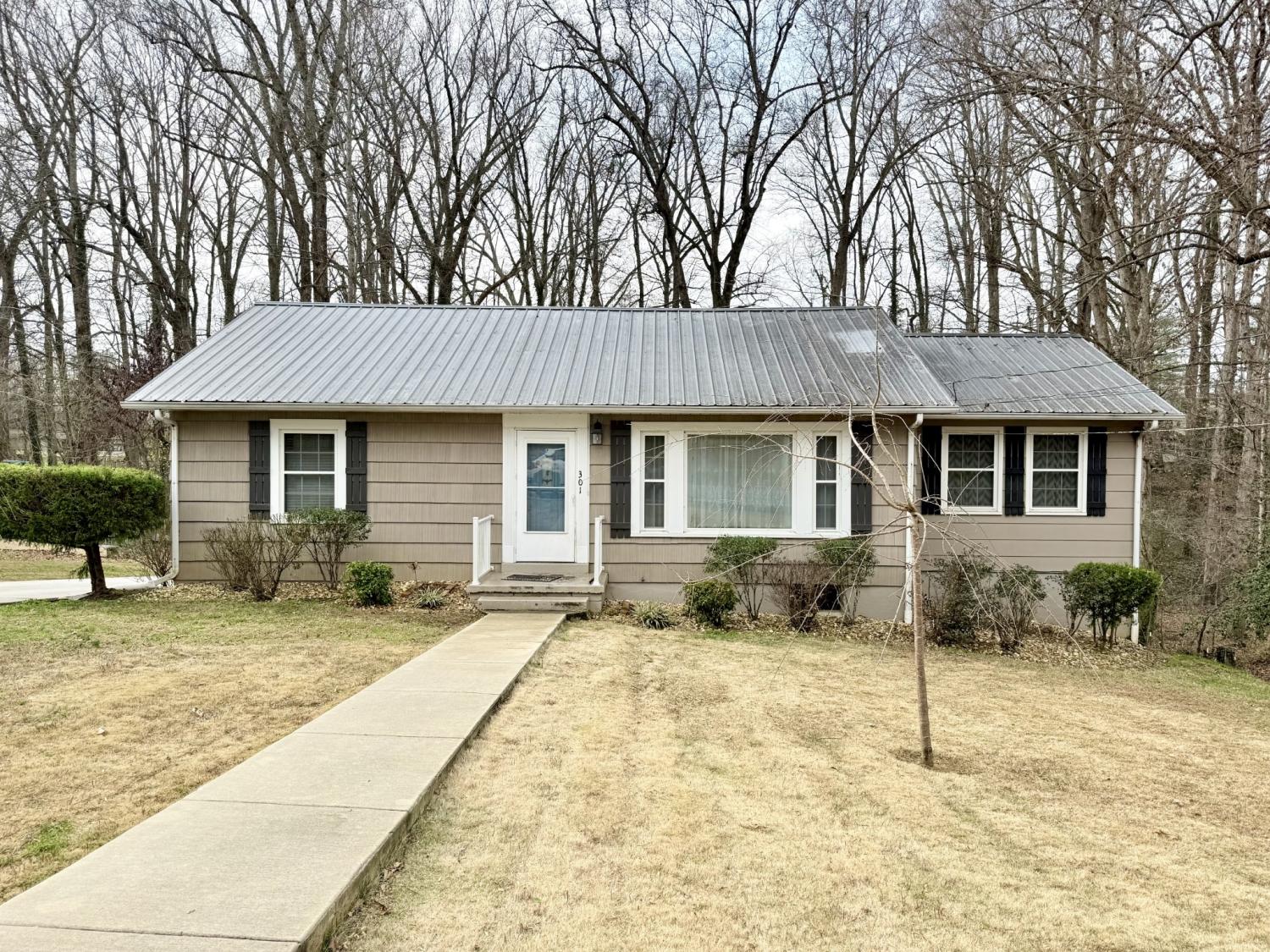 301-Ben-Lomond-Dr For Sale