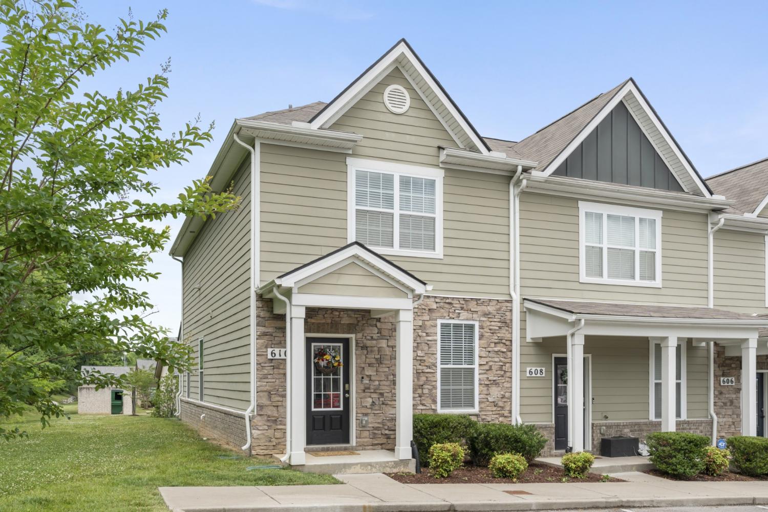 610-Clifford-Hts For Sale