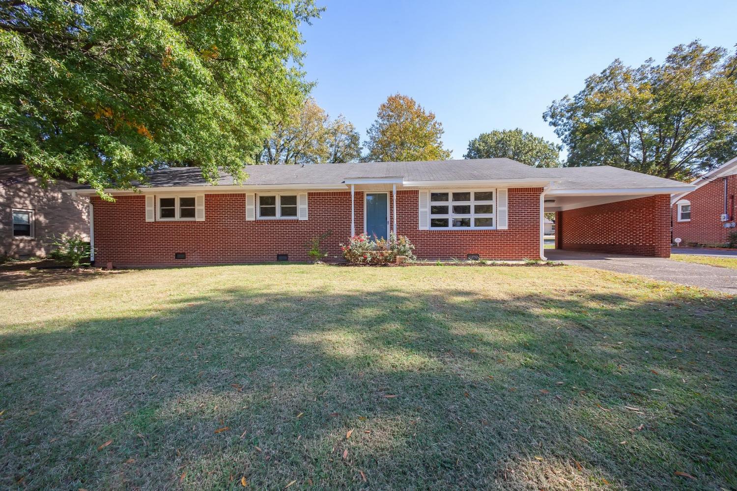 348-N-Bells-St For Sale