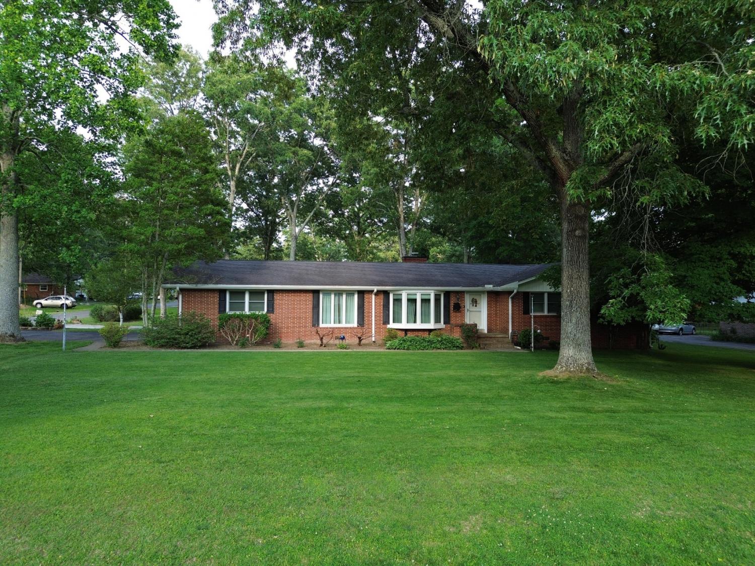 222-Crestwood-Drive For Sale