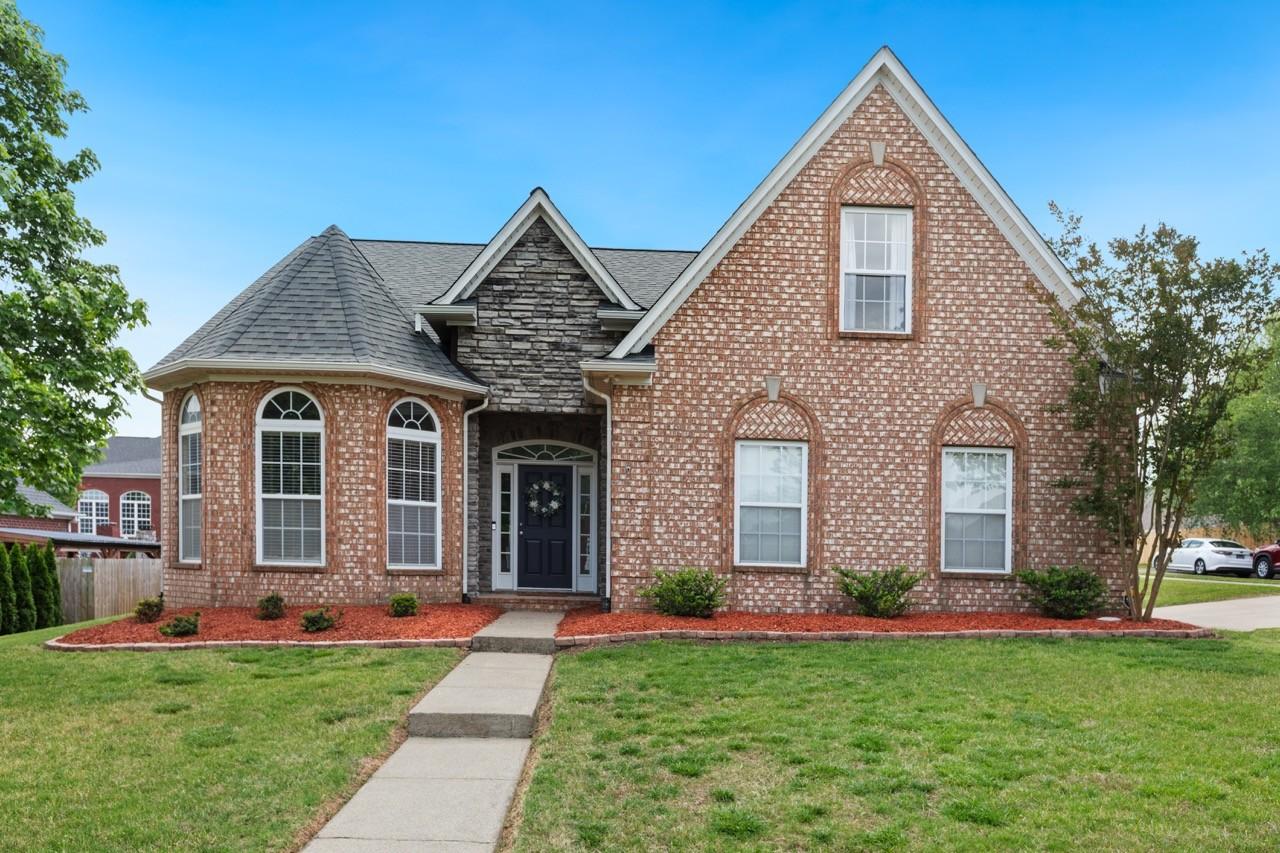1085 Nealcrest Cir TN 37174 For Sale - 
