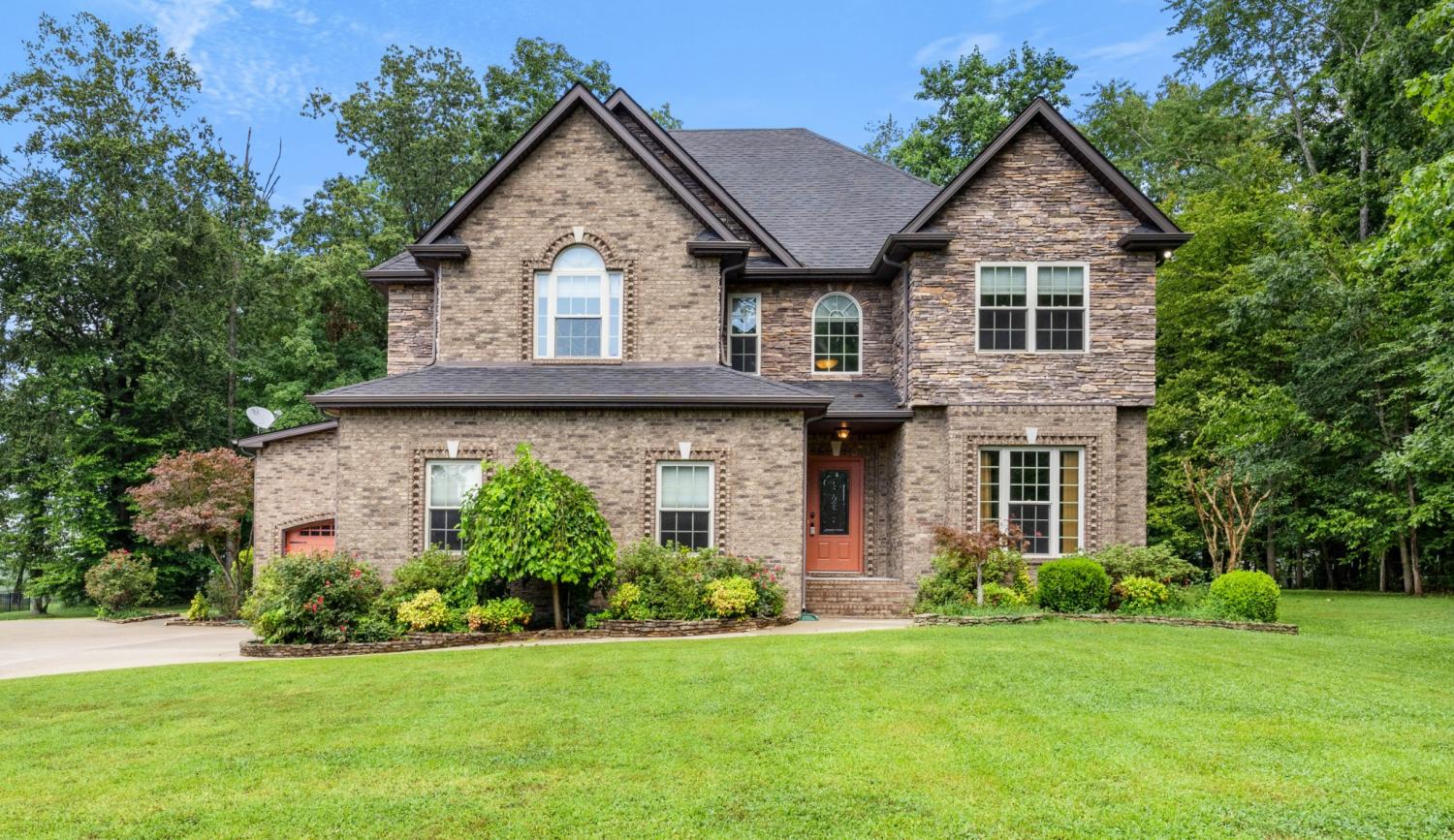 1789-Double-R-Blvd For Sale