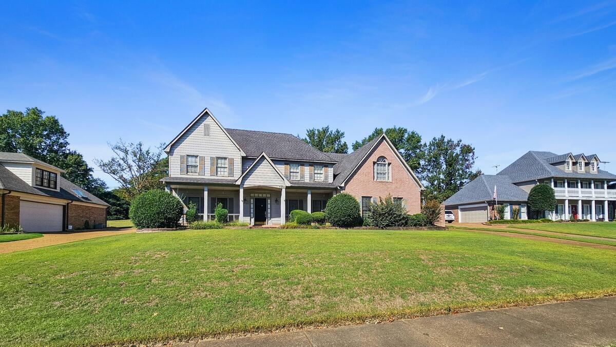 1251-Braddeck-DR For Sale