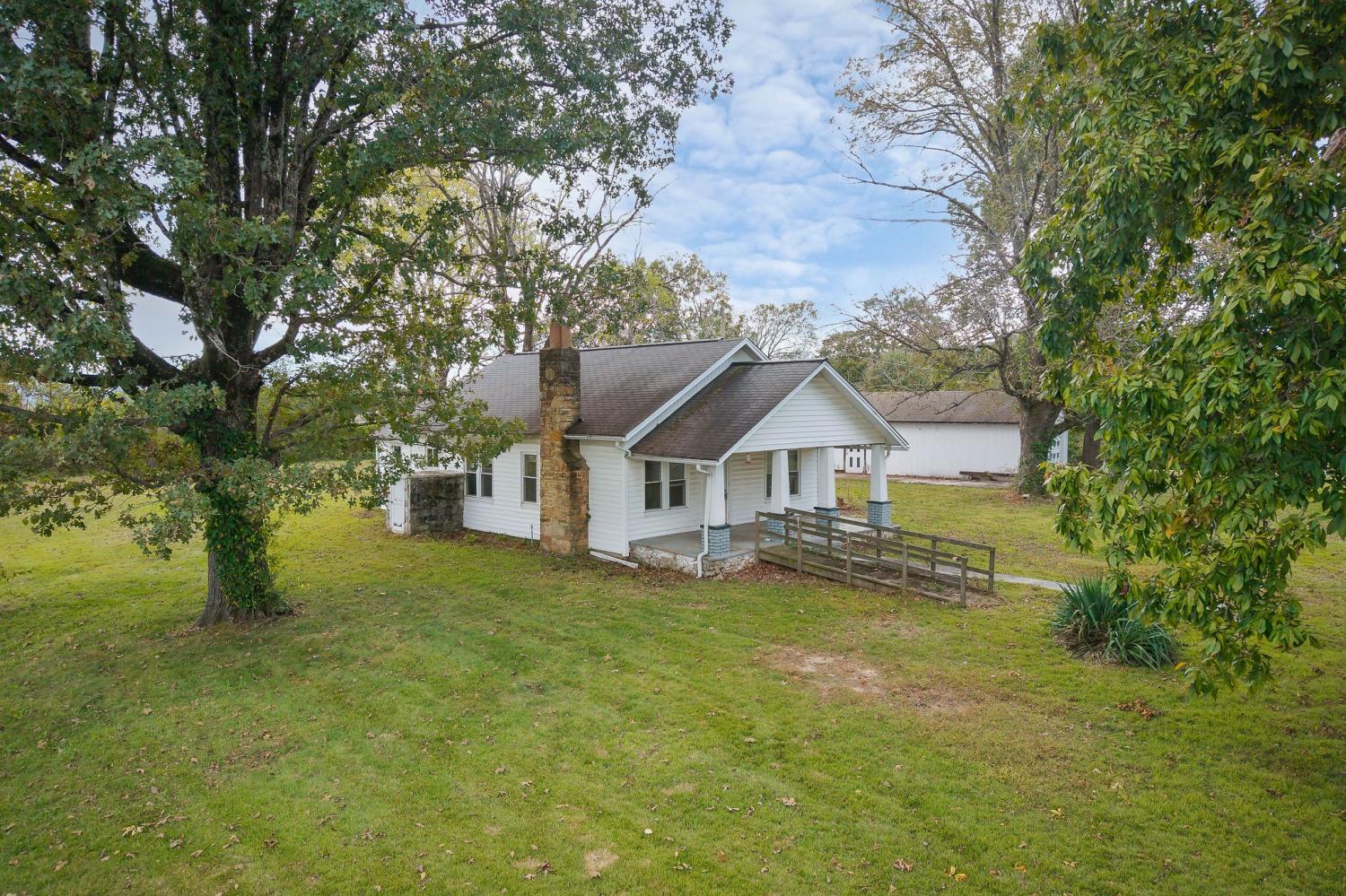 334-N-Robin-Hood-Rd For Sale