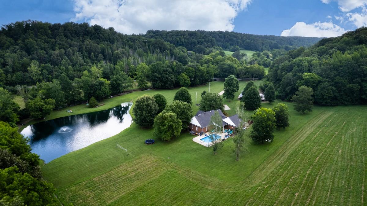 414-Davis-Hill-Rd For Sale