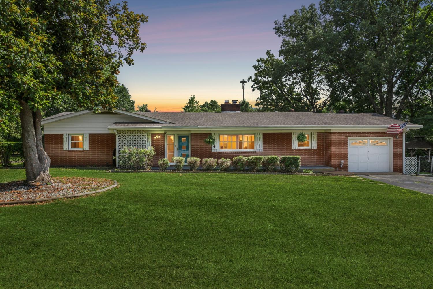 414-Ashe-Ave For Sale