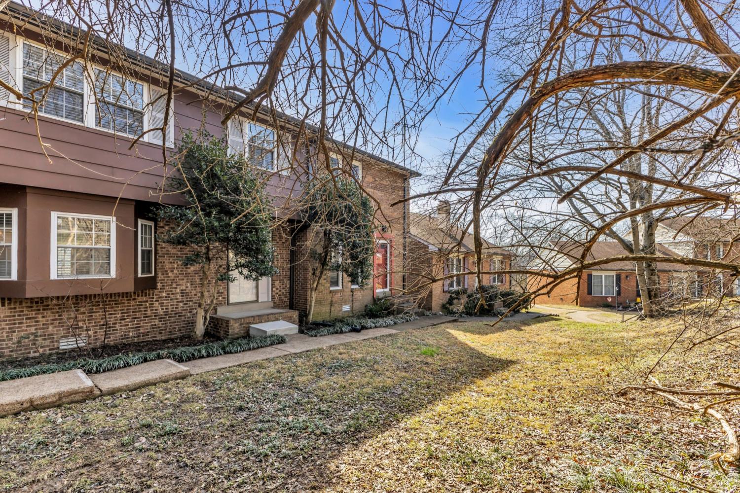 353-Huntington-Ridge-Dr For Sale