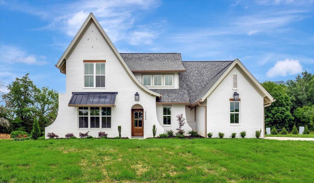8088-Sir-Oliphant-Way For Sale