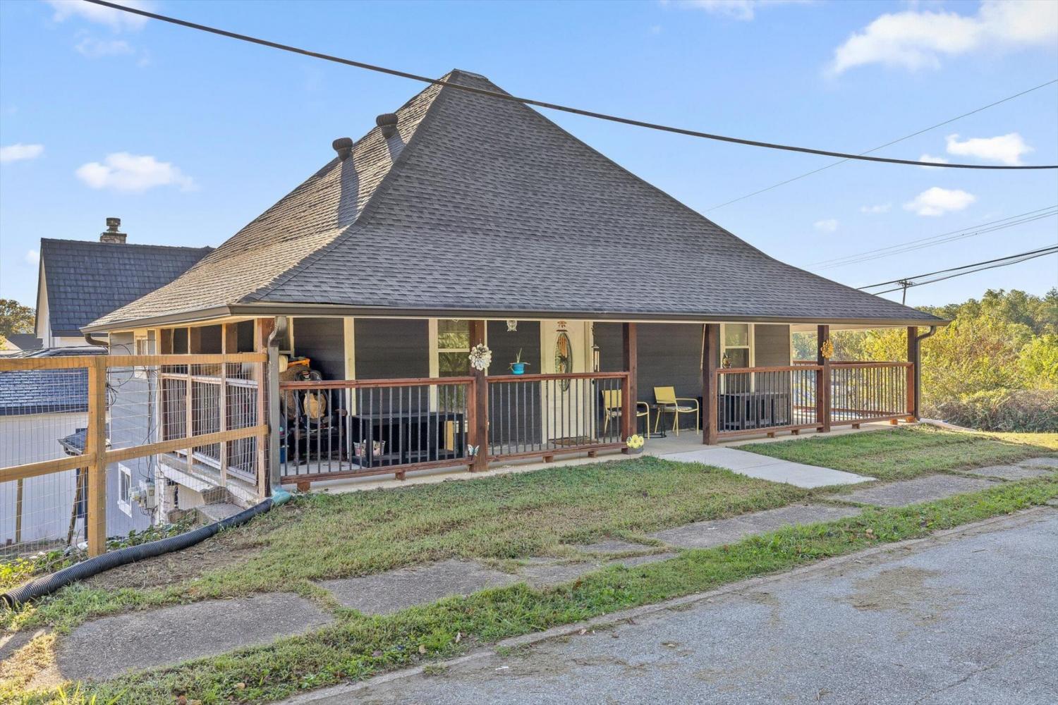 214-Houser-Street For Sale