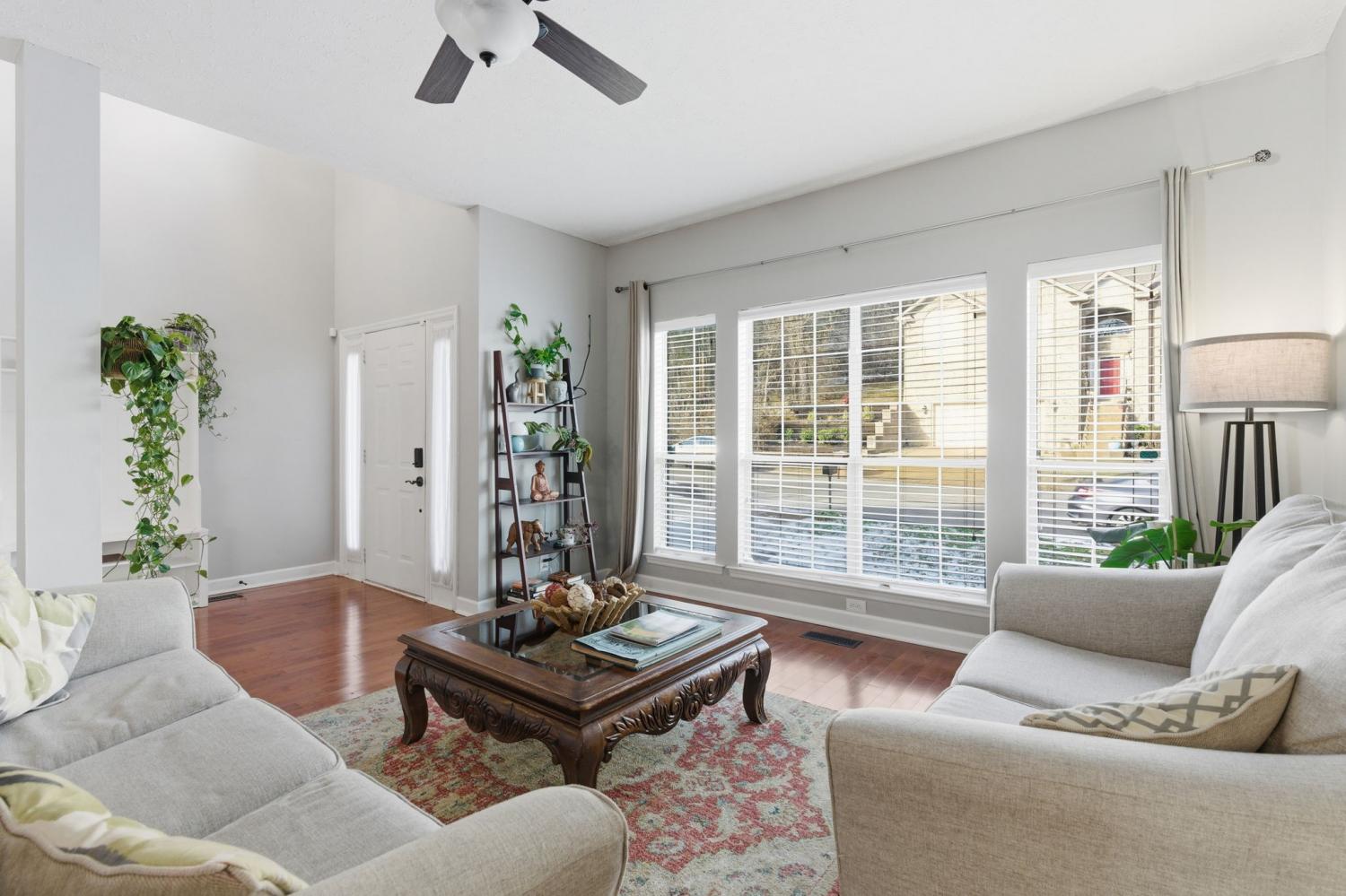 5117-W-Oak-Highland-Dr For Sale