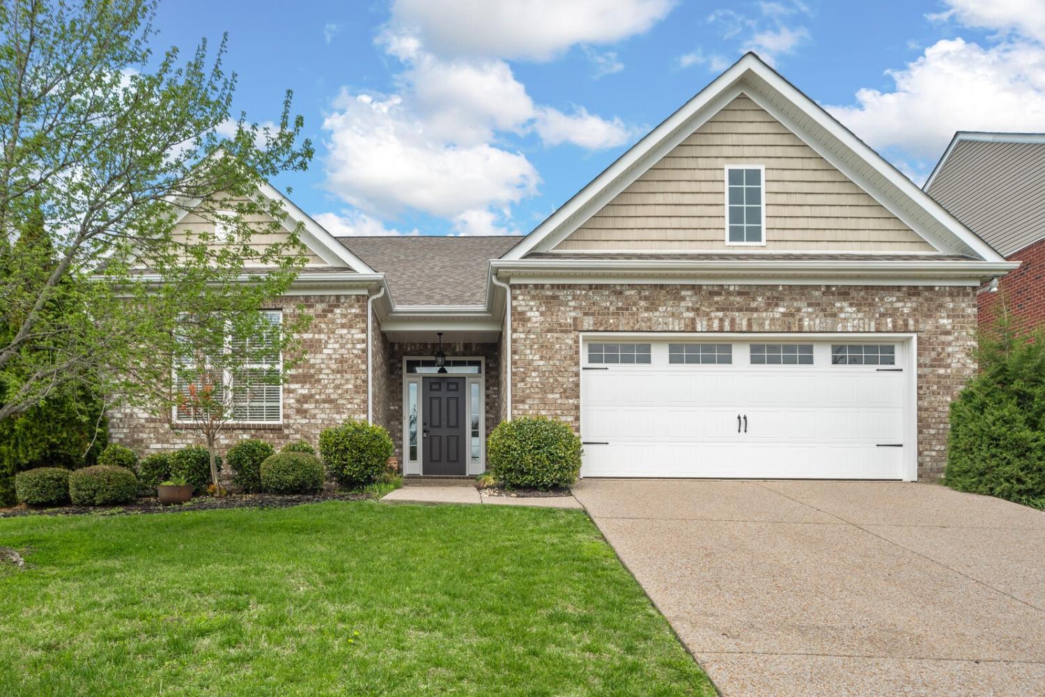 1841-Looking-Glass-Ln For Sale