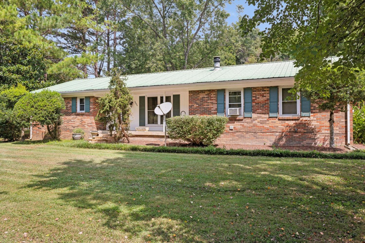 9004-Poplar-Creek-Rd For Sale