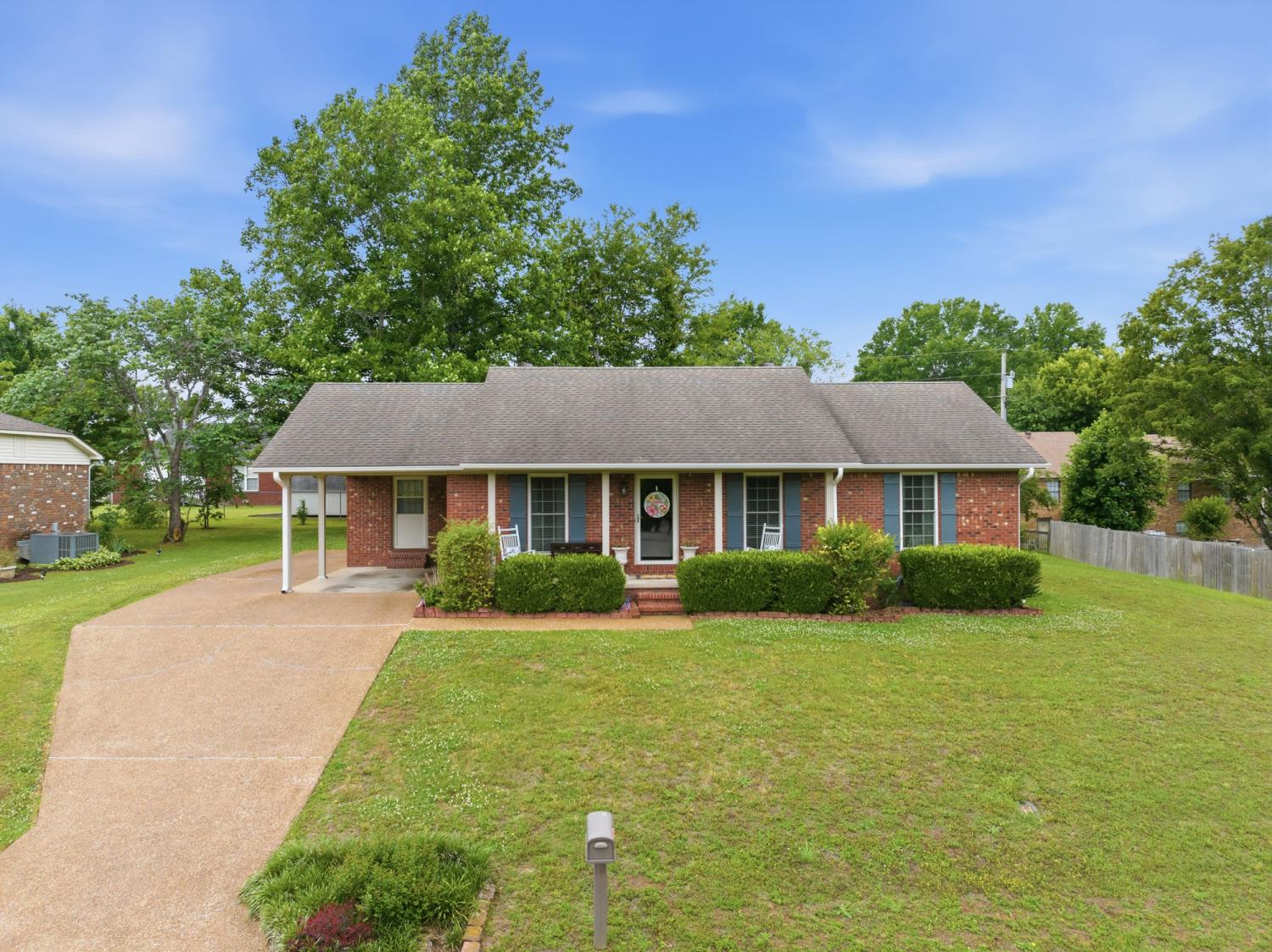 121-New-Renfroe-St For Sale