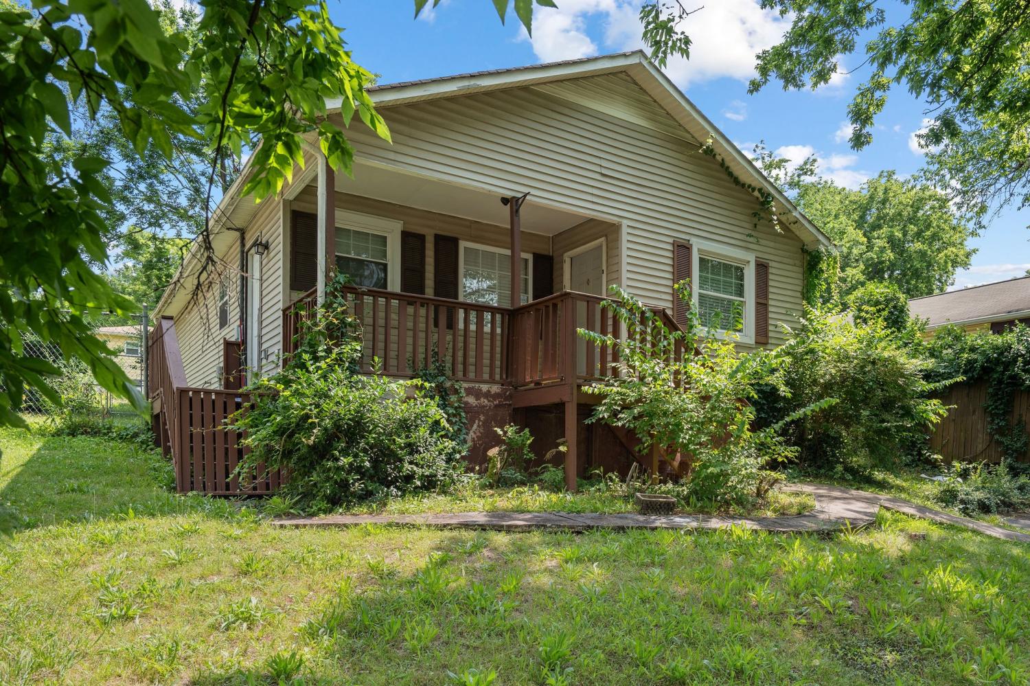 3301-Torbett-St For Sale