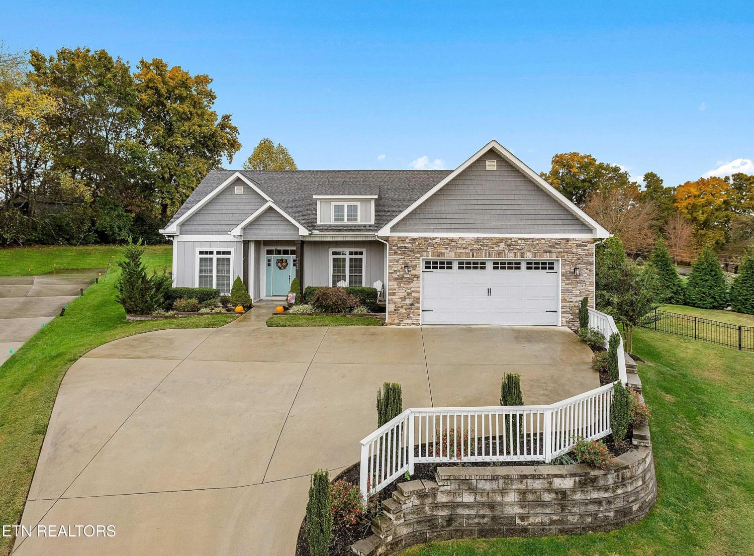 2024-Legacy-Lane For Sale