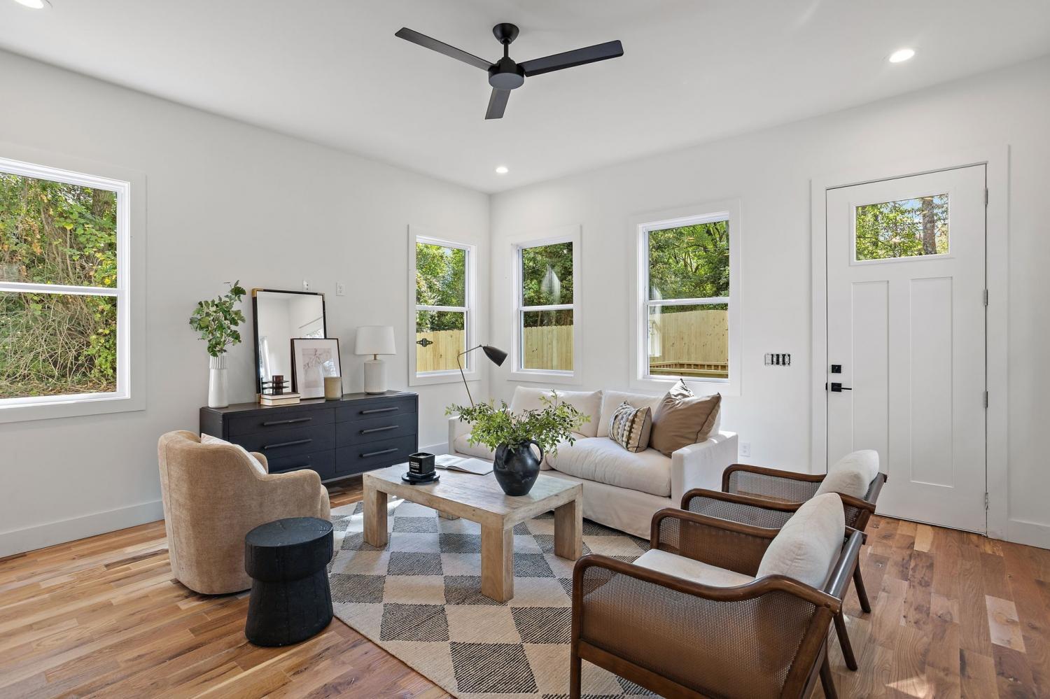 2237-Cruzen-St For Sale