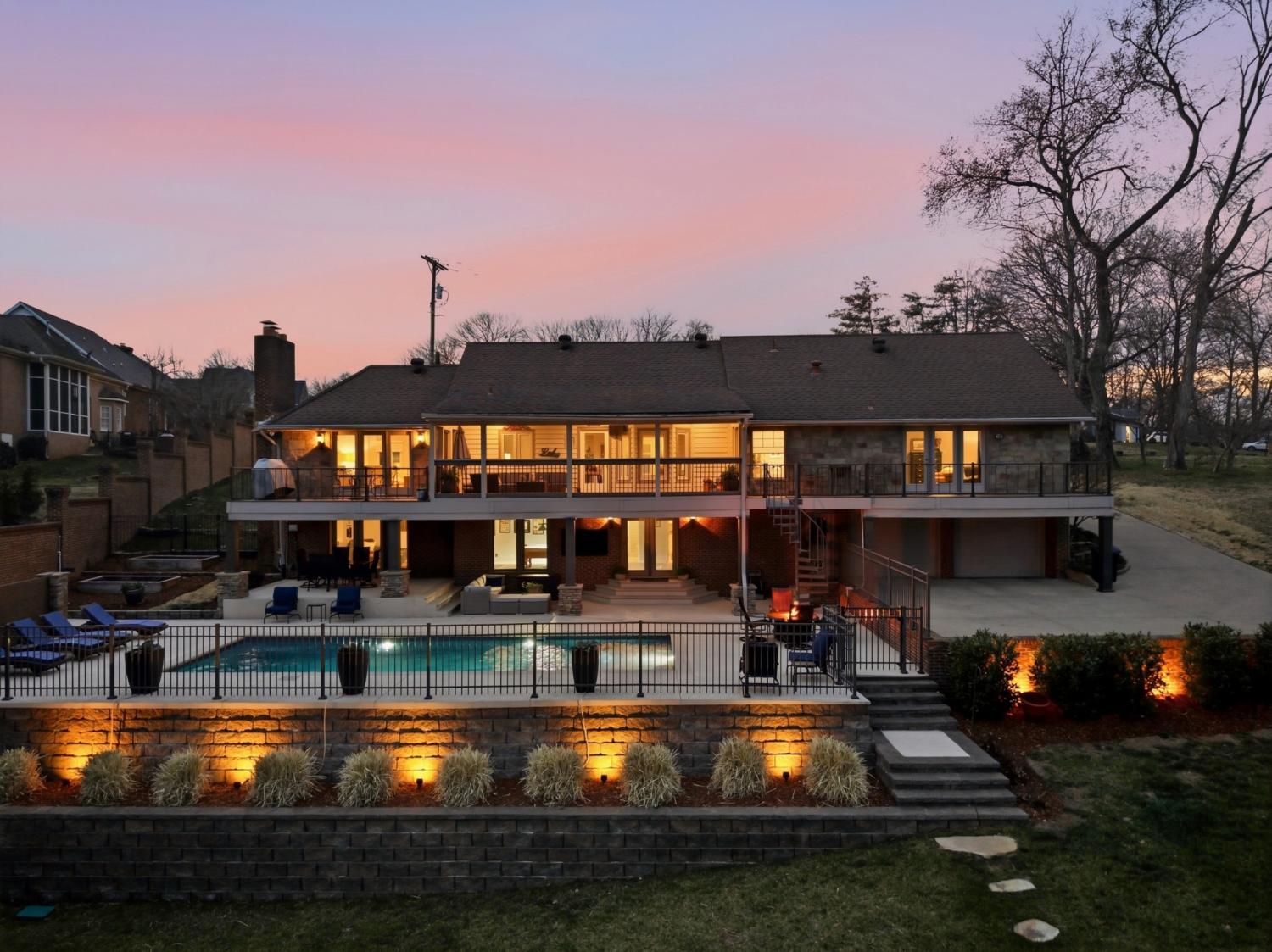 123-Valley-Brook-Dr For Sale