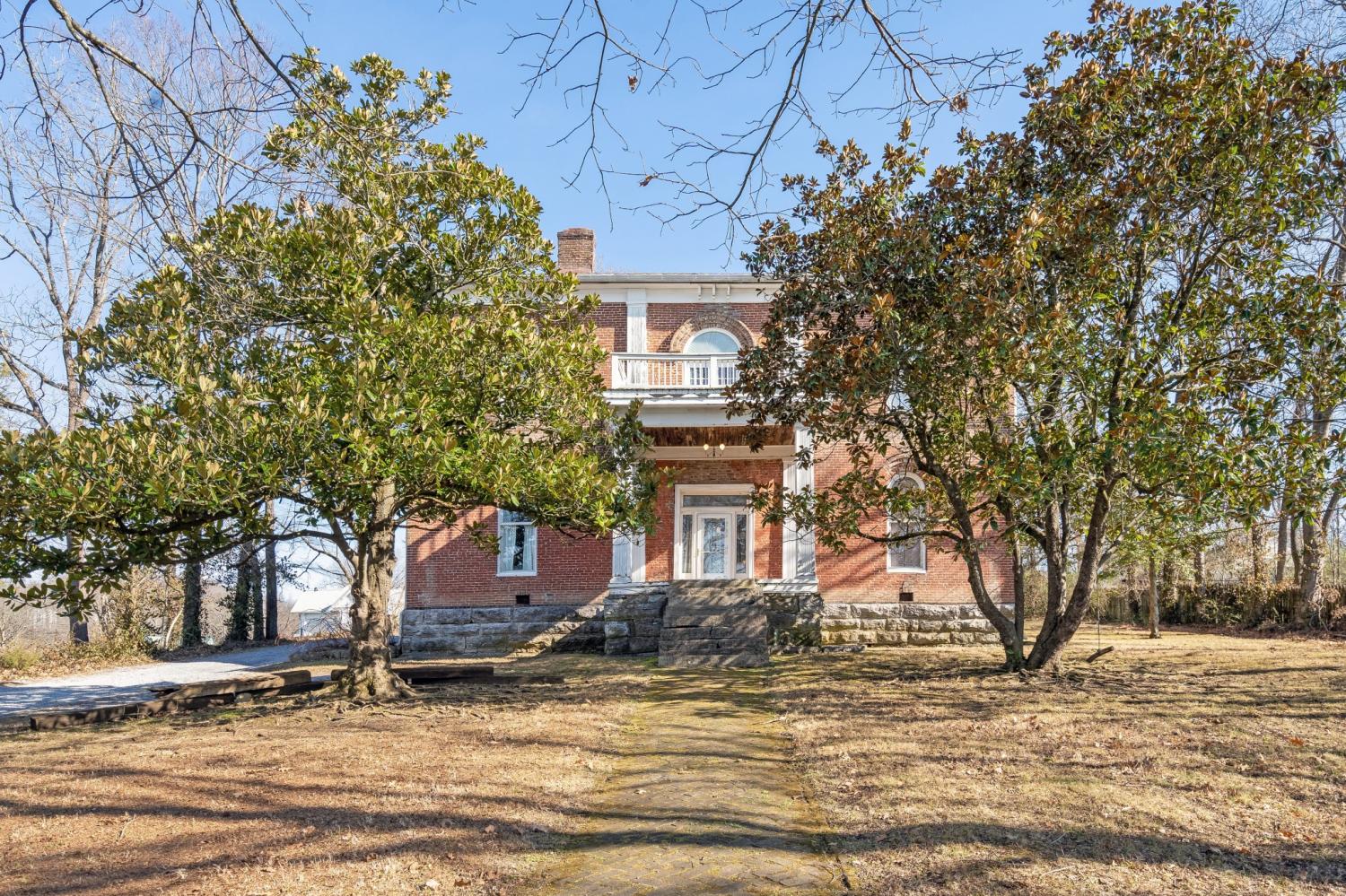 307-Vine-St--S For Sale