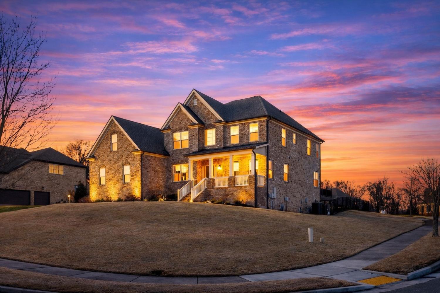 Sunset Middle School Property for Sale