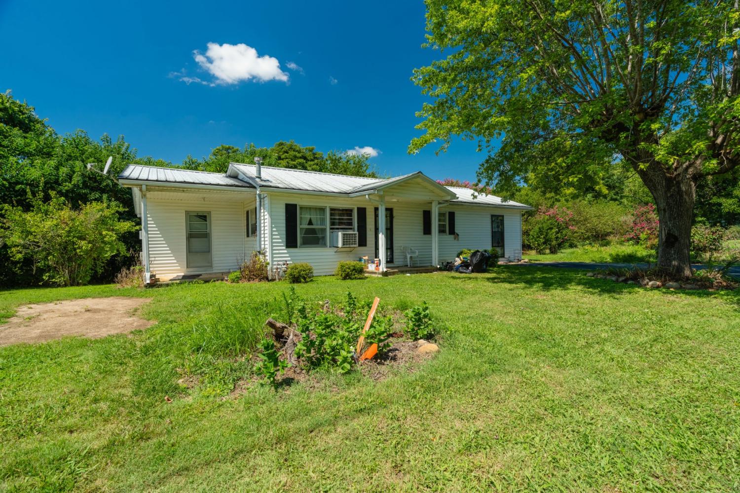 740-Pleasant-Hill-Rd For Sale