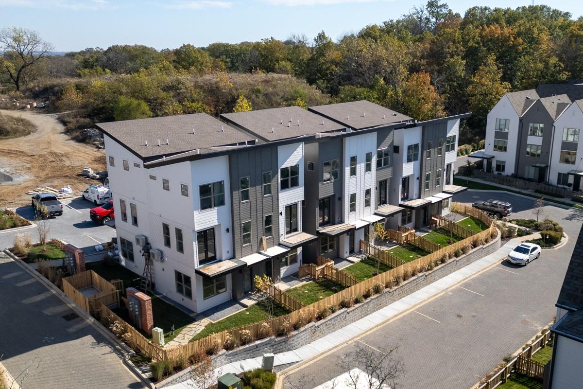 252-Arrowhead-Dr For Sale