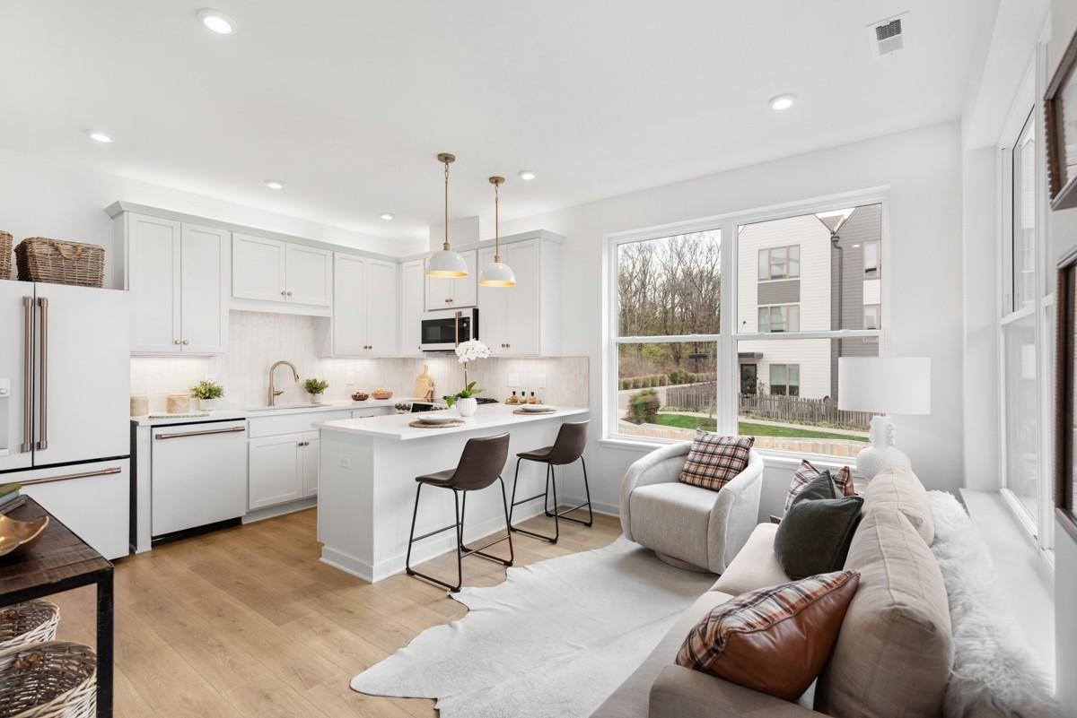 250-Arrowhead-Dr For Sale