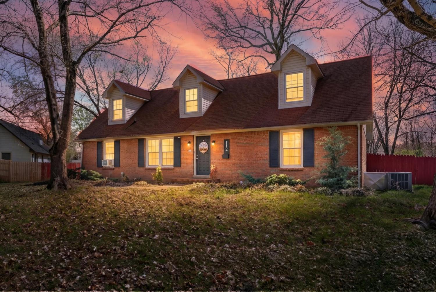 112-Mossland-Dr For Sale