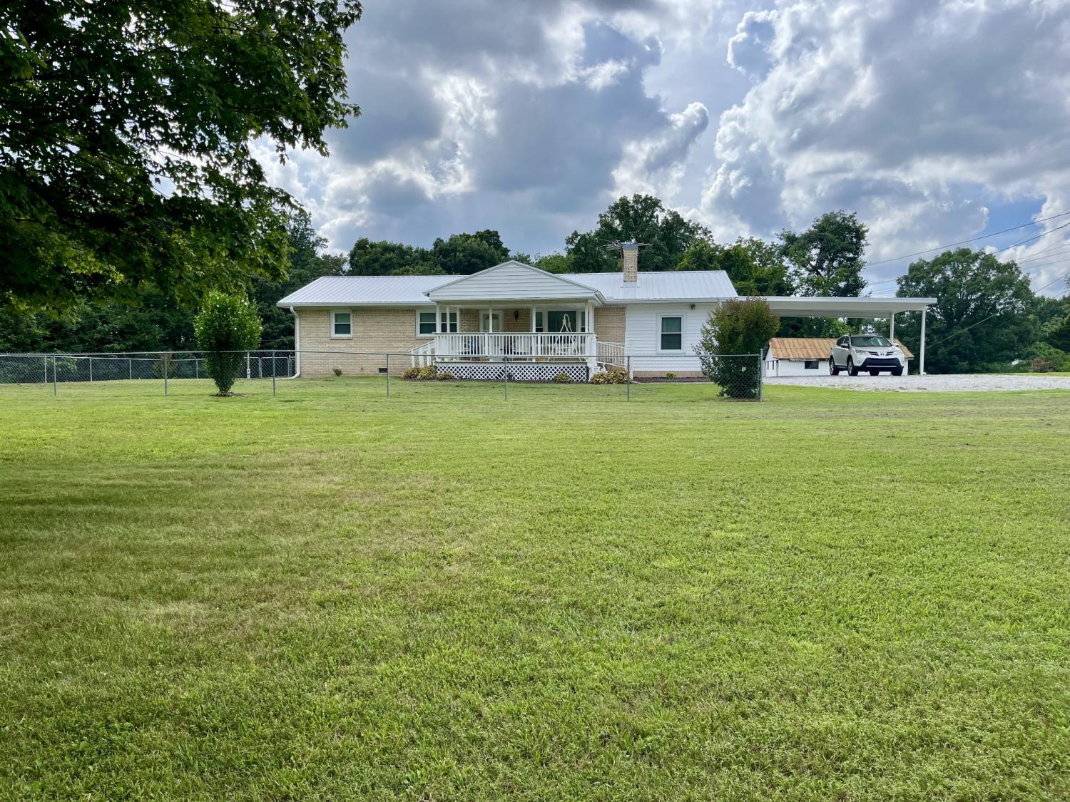 2025-Linda-Ln For Sale