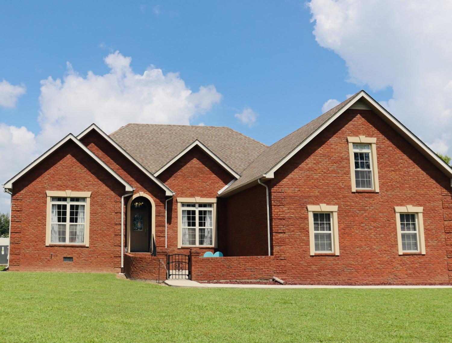 27-Creekside-Dr For Sale
