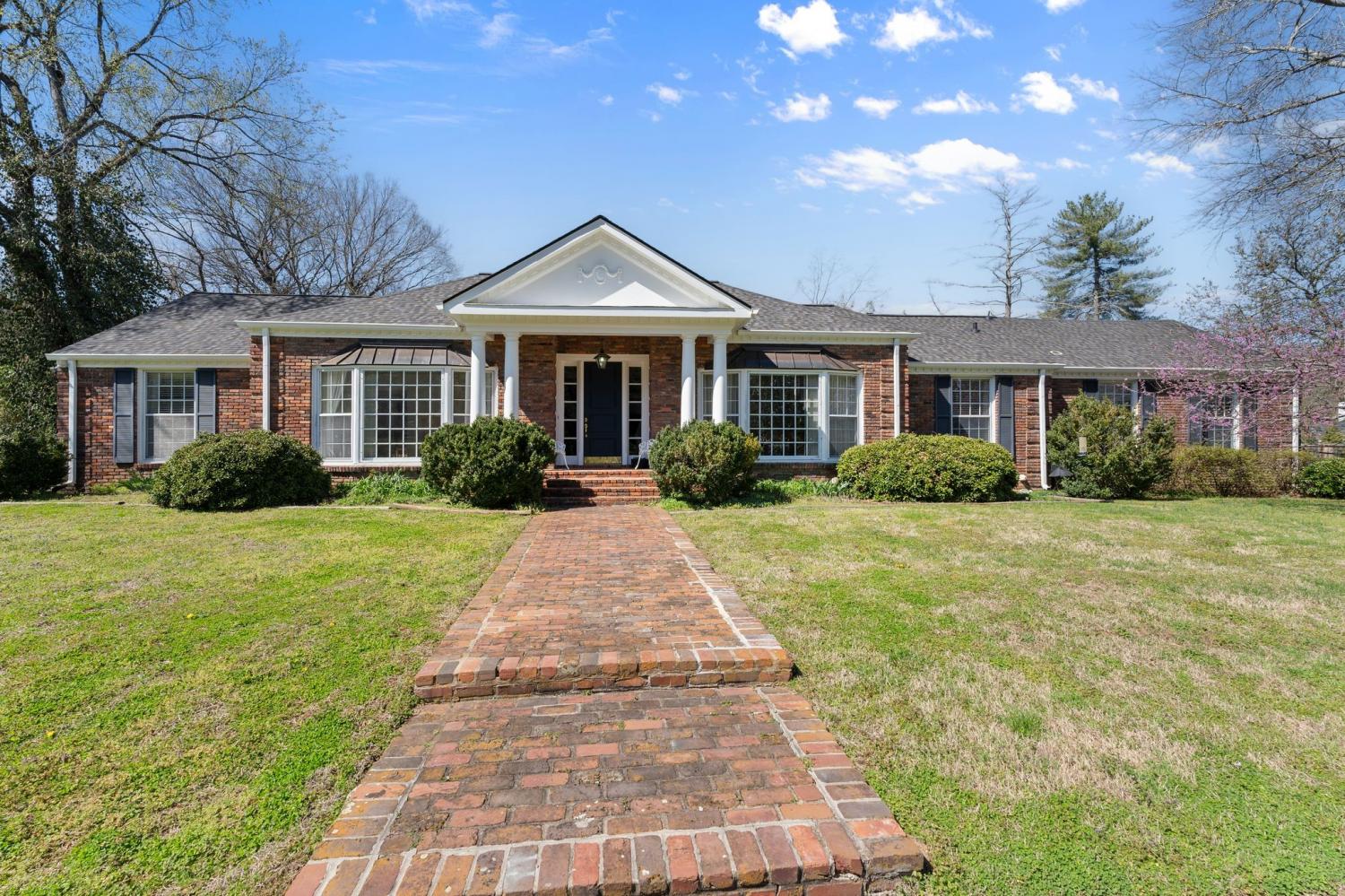 6656-Clearbrook-Dr For Sale