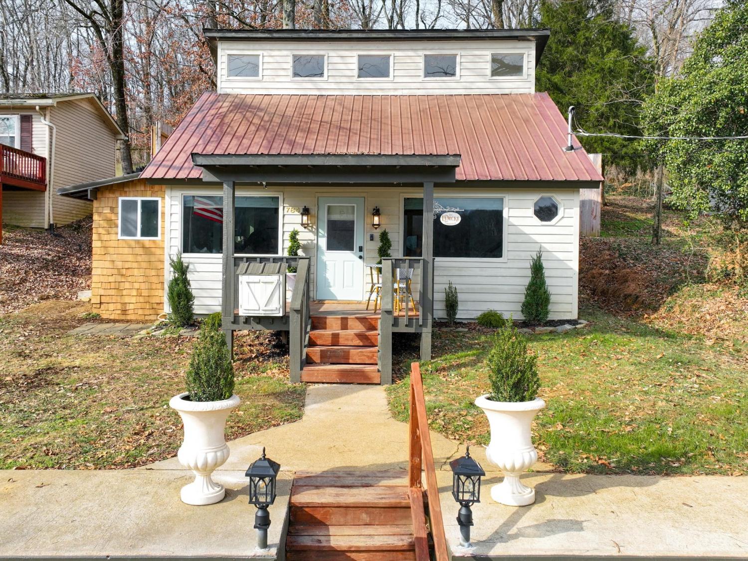 784-Lake-Logan-Rd For Sale